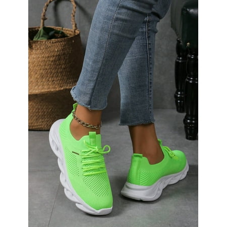 

Fashionable & Comfortable Minimalist Eva Women‘s Sneakers