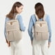 thumbnail image 4 of Mochila multifuncional para viajeros de ocio, mochila para ordenador de 14 pulgadas para mujer, bolsa de viaje sencilla de gran capacidad que combina con todo para primavera, 4 of 5