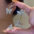 thumbnail image 3 of Pendientes con clip para la oreja con forma de mariposa y diamantes, a la moda, sin orejas, con temperamento, para viajeros, 3 of 5