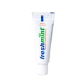 thumbnail image 1 of Pasta de dientes Freshmint anticaries con flúor, 17 ml, tamaño de viaje x144, 1 of 6