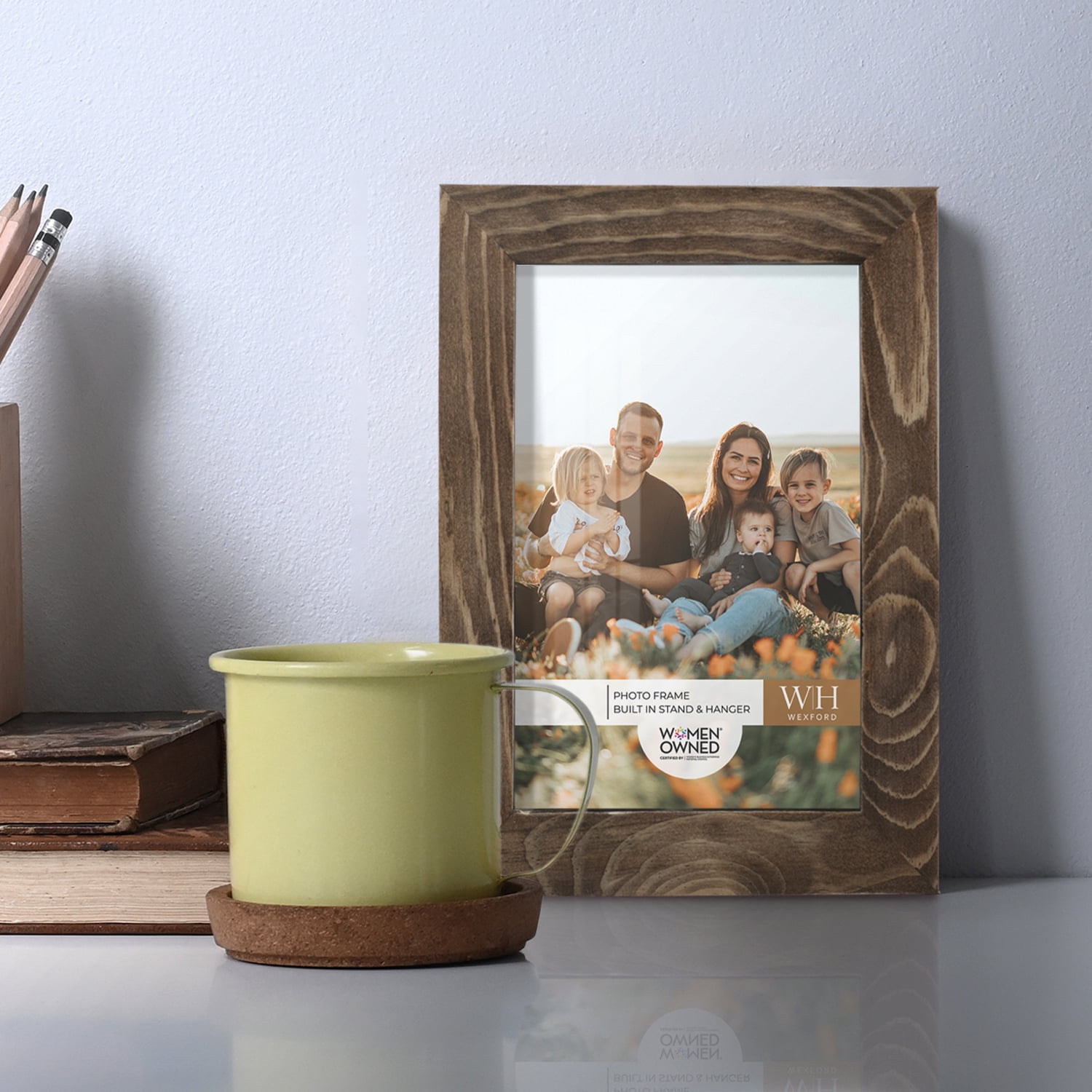 Woodgrain 4 in. x 6 in. Walnut Picture Frame (Set of 2)