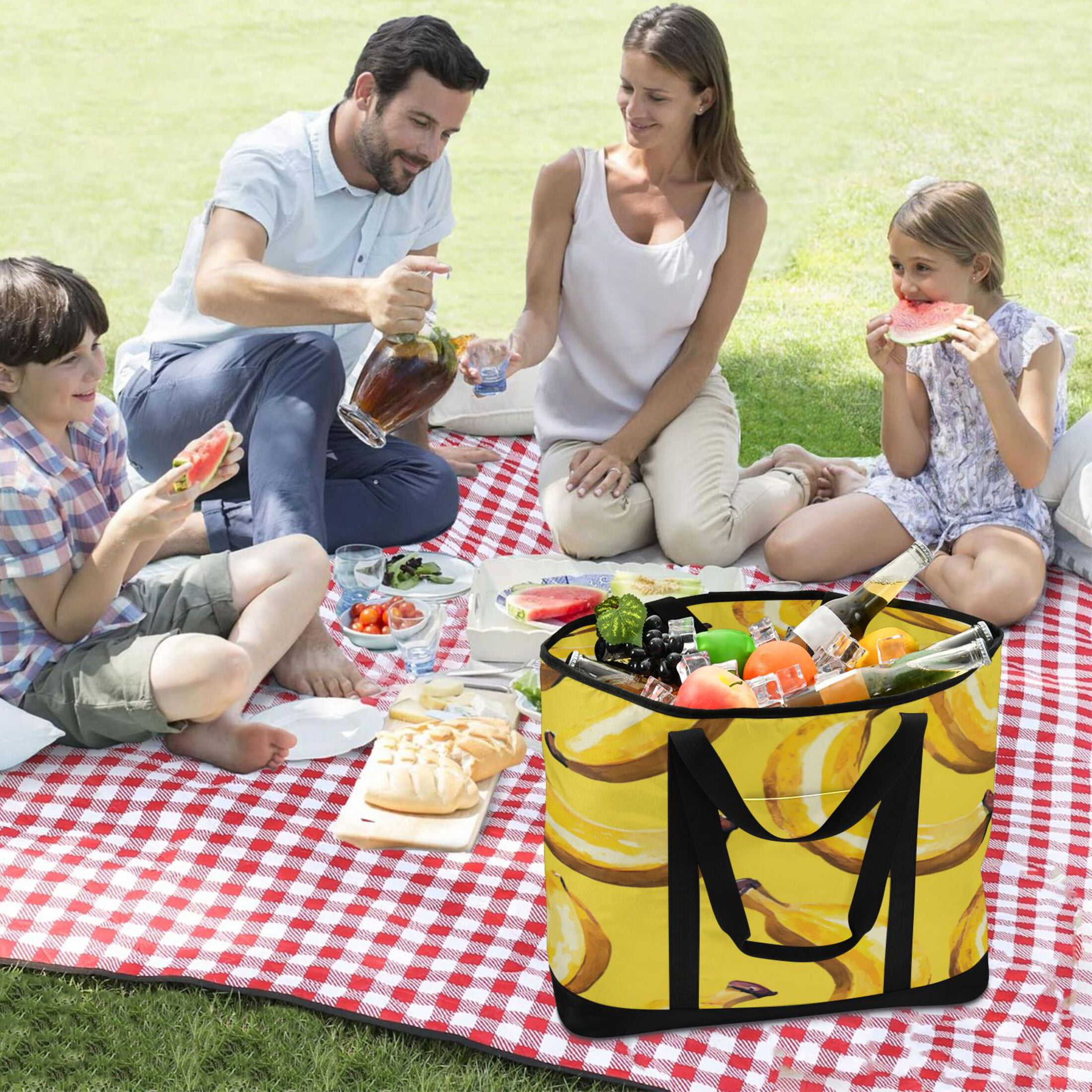Large Hand-held Ice Pack Picnic Bag Insulation and Refrigeration Suitable for Shopping Picnics and Camping Big Yellow Banana