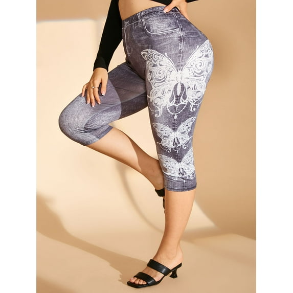 Rosegal Women's Plus Size Butterfly 3D Print Capri Jeggings