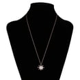 thumbnail image 4 of Conjunto de Collar y Pendientes de perlas Zulema girasol rosa, 4 of 8