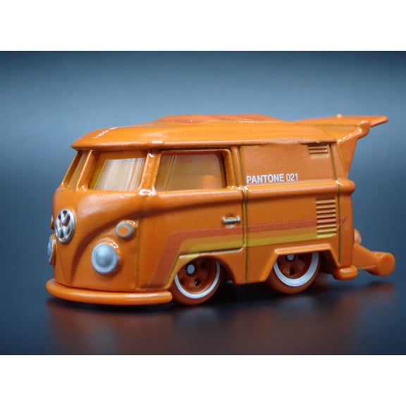 Open Box VW VOLKSWAGEN KOOL KOMBI MINI BUS VAN ORANGE 1:64 SCALE DIECAST MODEL CAR