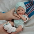 thumbnail image 2 of Minimuñeca de silicona MYREBABY Cindy de 7 cm con conector de alimentación, 2 of 5
