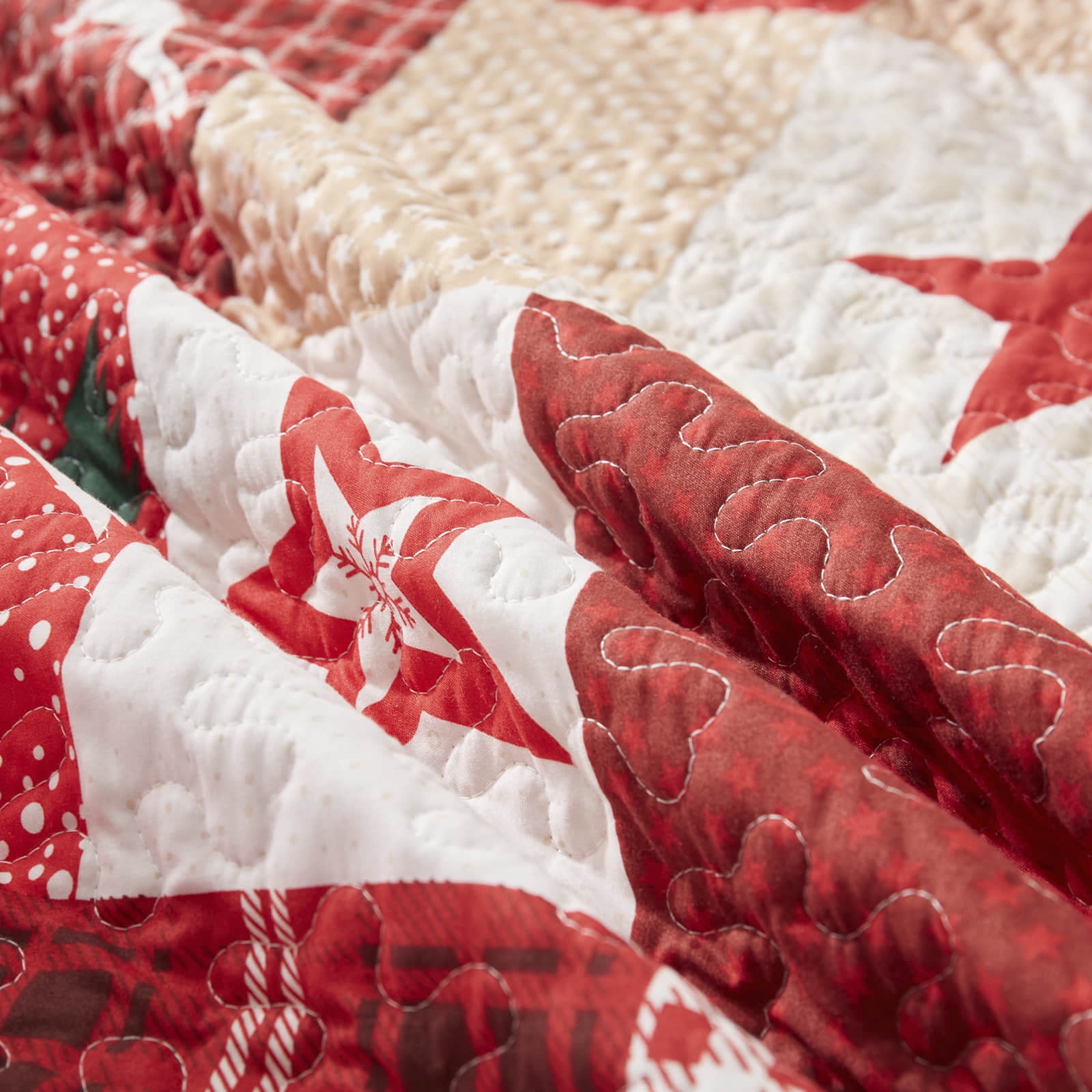 3-Piece Full/Queen Size Christmas Bedspread Coverlet Set - Christmas Quilt with 2 Pillow Shams, Microfiber