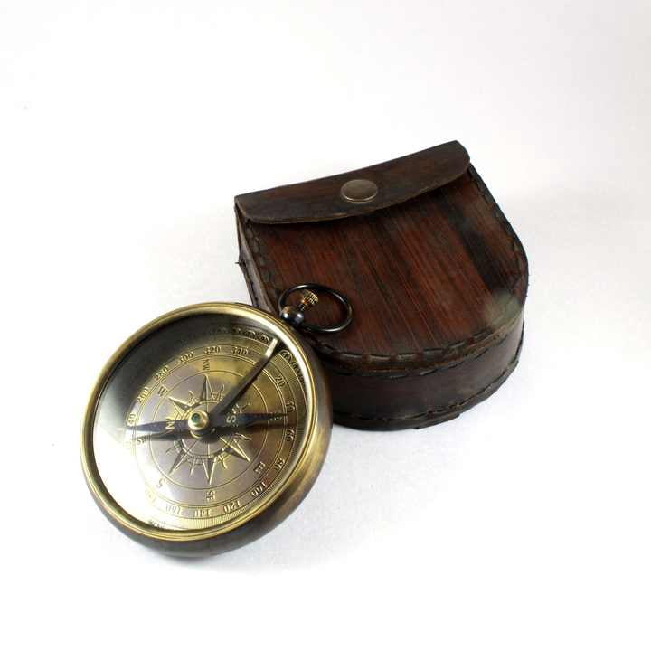 Nautical Compass Pendant Brass Finish Hanging Glass Leather Case for Weddings New Year Valentine's Day Decor NC190 Novelty Gift