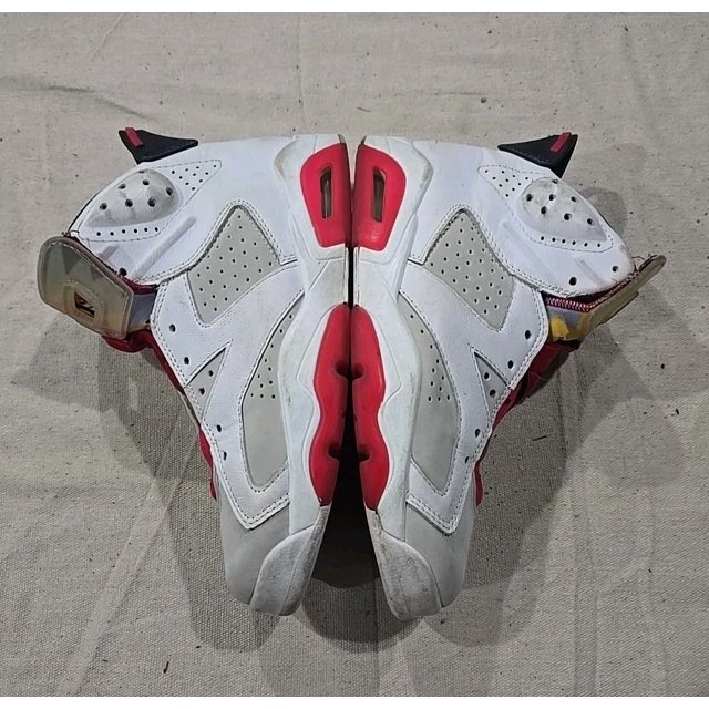 Ni - ke Jordan 6 Retro Hare White 2020 Mid Top Sneakers Men's Size 8