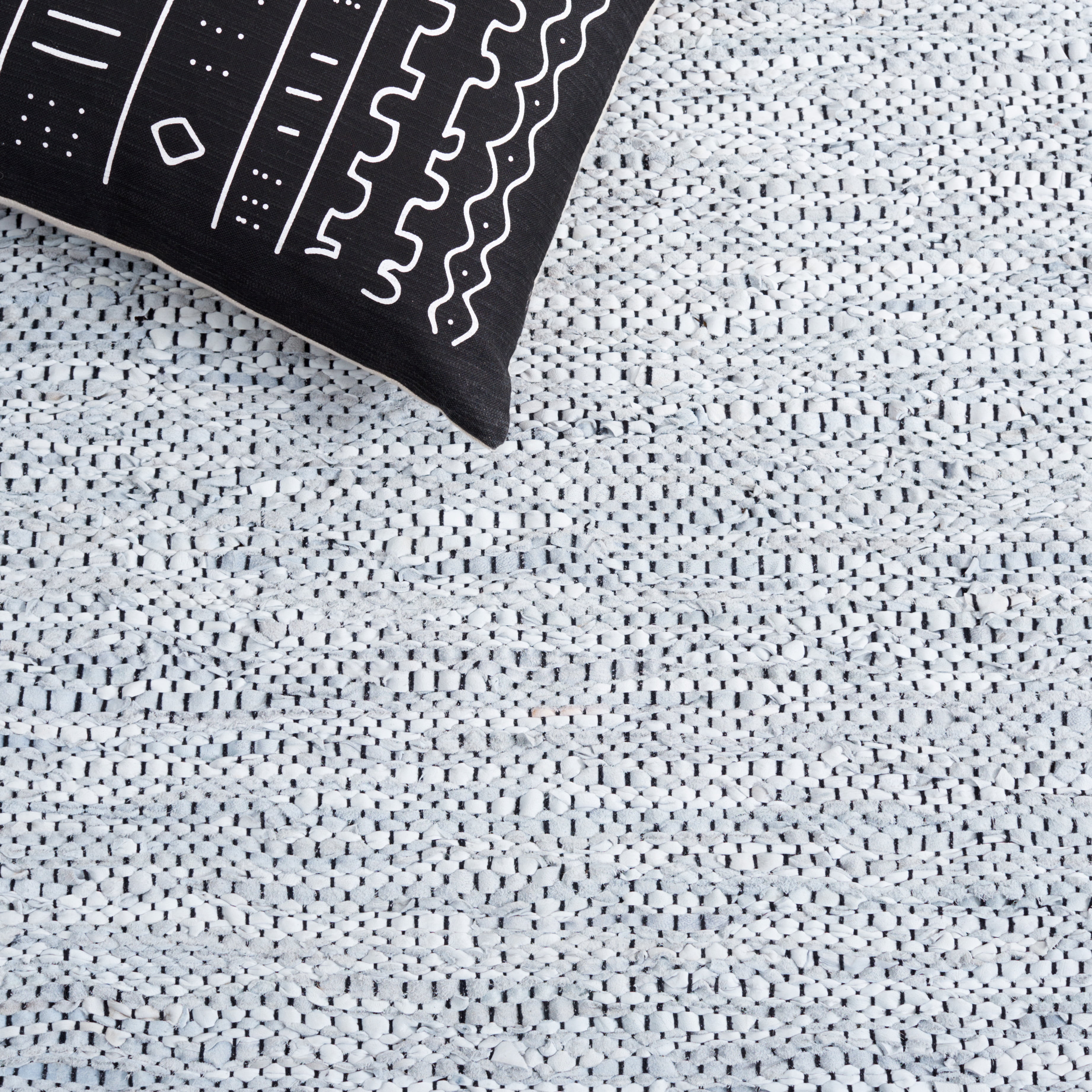 SAFAVIEH Vintage Leather Camden Striped Area Rug, Ivory/Black, 8' x 10'
