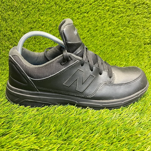 New Balance 813 V1 Mens Size 9.5 Black Athletic Leather Walking Shoes Sneakers