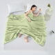 thumbnail image 1 of Edredón de verano de seda con sensación refrescante Ice Spring | Manta ligera para aire acondicionado | Funda de cama refrescante de poliéster suave y transpirable | 99 x 68 cm | Ideal para dormir, 1 of 7