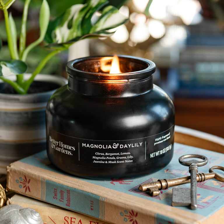 MATTE BLACK GLASS CANDLE WITH WOOD LID - CHOOSE YOUR FAVORITE SCENT