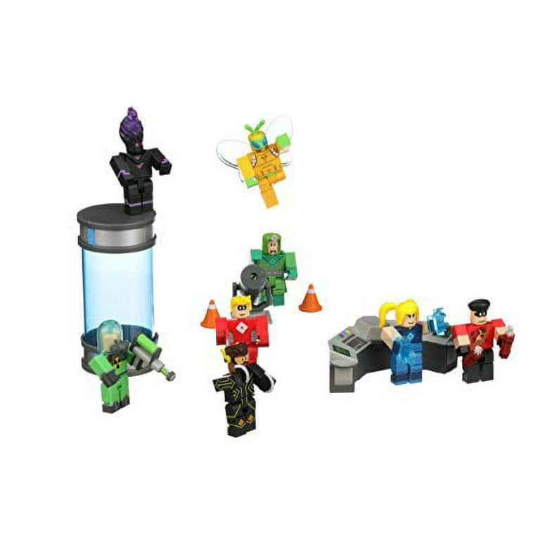  Roblox Action Collection - Heroes of Robloxia: Taser Tessla  Deluxe Mystery Figure Pack + Mystery Figure Bundle [Includes 2 Exclusive  Virtual Items] : Toys & Games