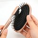 thumbnail image 4 of unbranded Limpiador Dorado Para Cepillos Y Peines Con Compacto Ideal Para El Hogar Y Viajes, 4 of 8