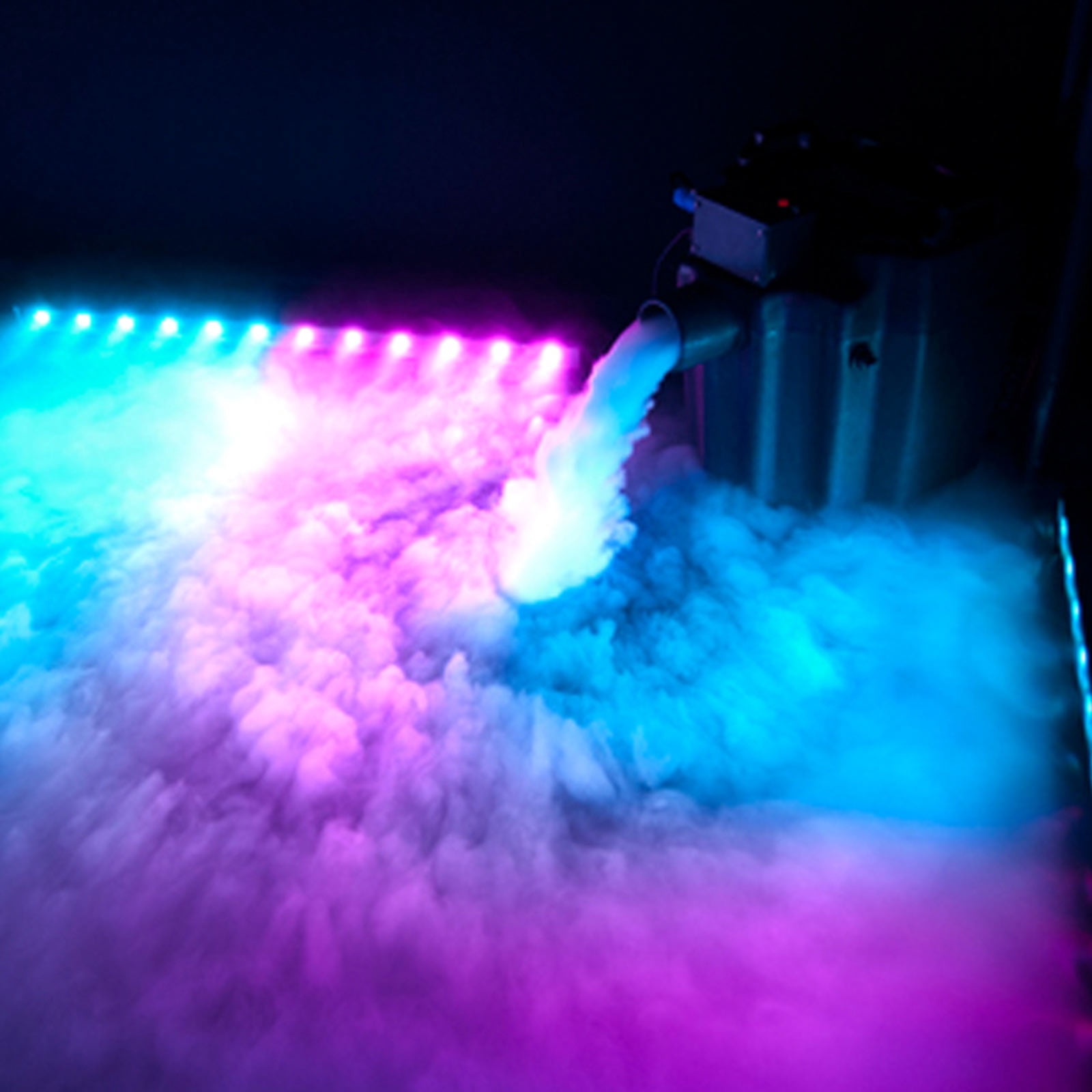 Chauvet DJ Nimbus Professional Dry Ice Smoke / Fog Machine with Flight Case Package
