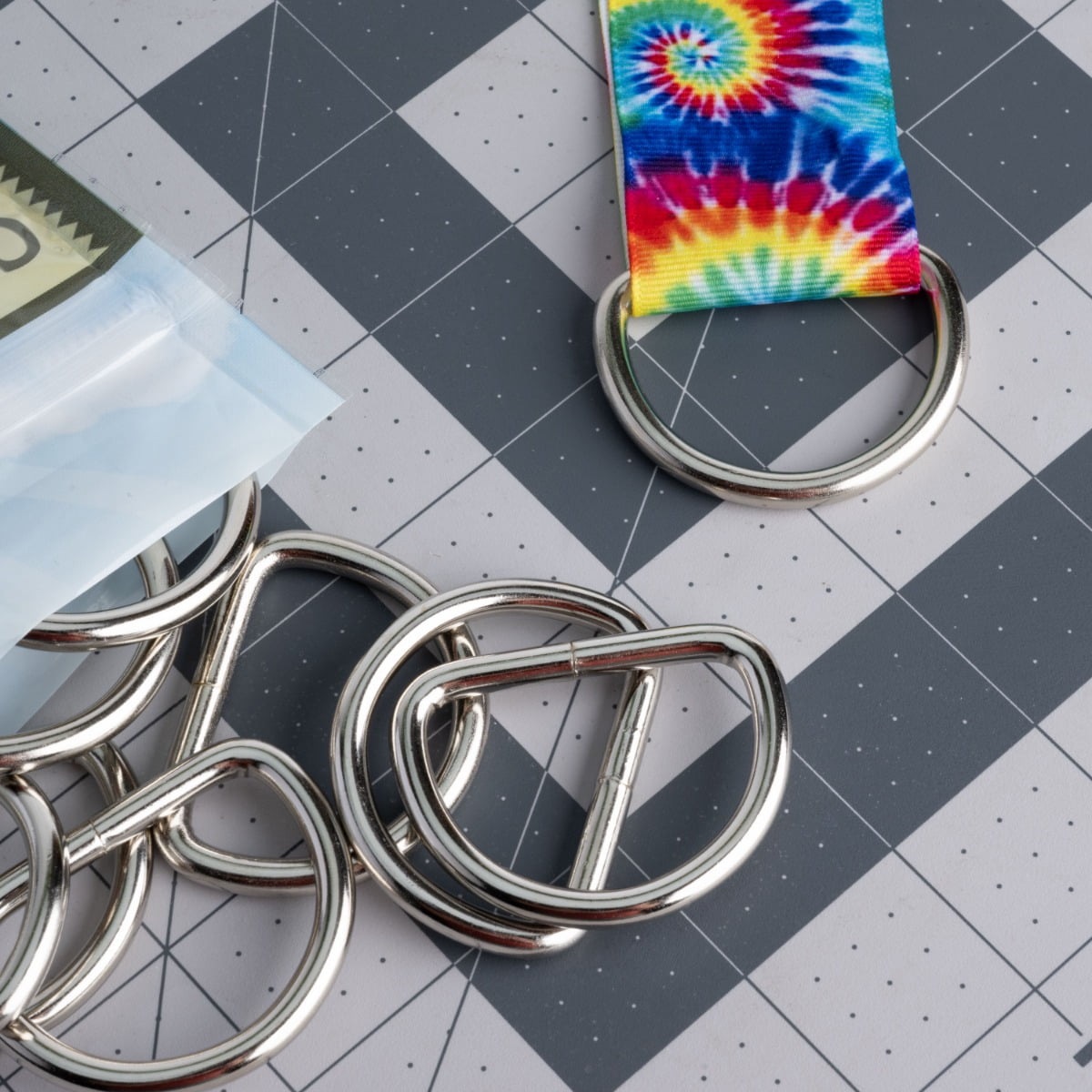 50 - Country Brook Design® 1 1/2 inch Heavy Welded D-Rings