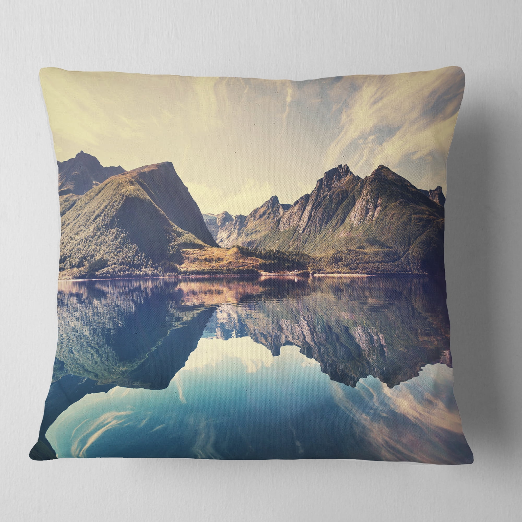 Designart Norway Summer Mountains - Landscape Photography Throw Pillow - 18x18