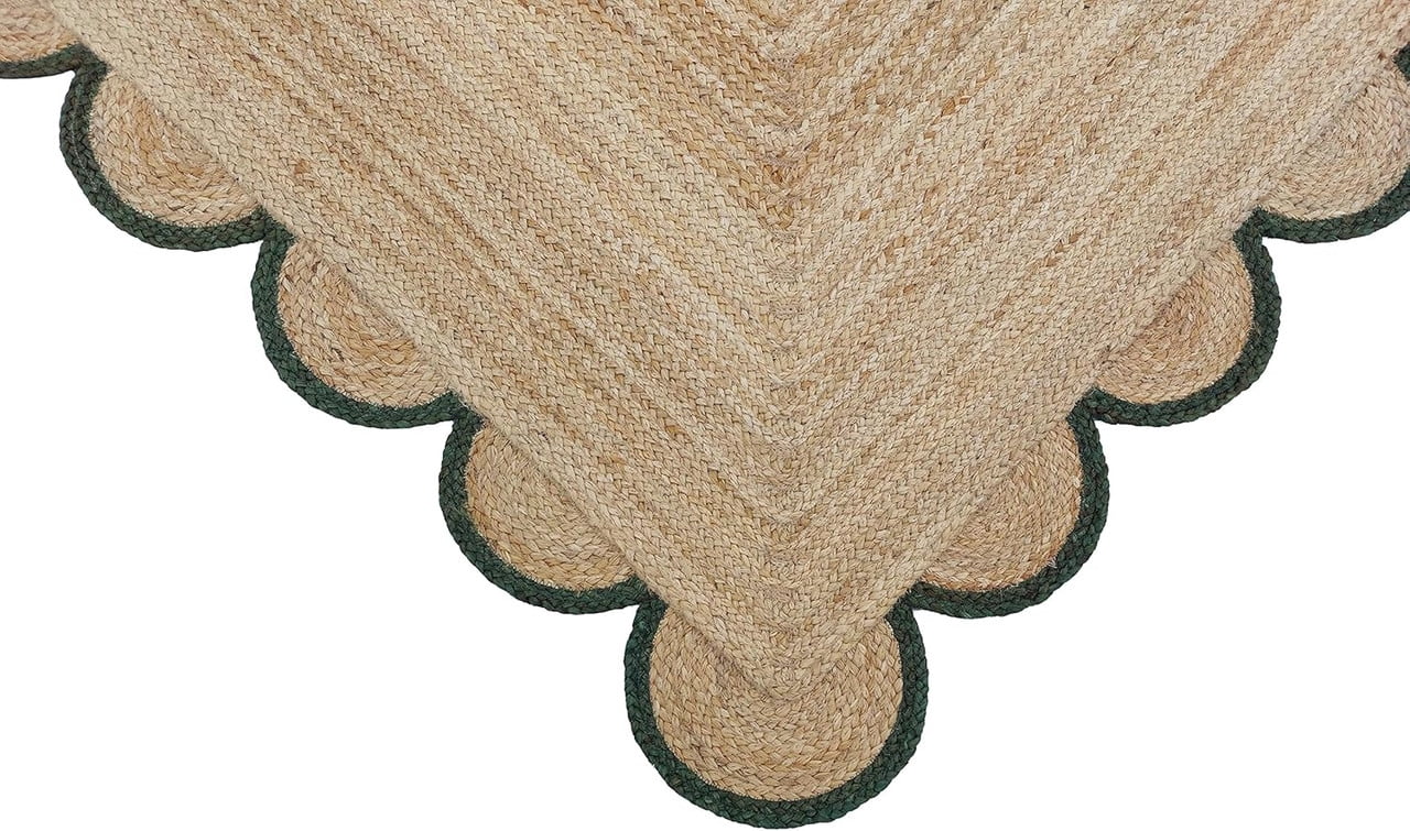 Scalloped Handwoven Natural Jute Area Rug, Green Trim, 2'x3'