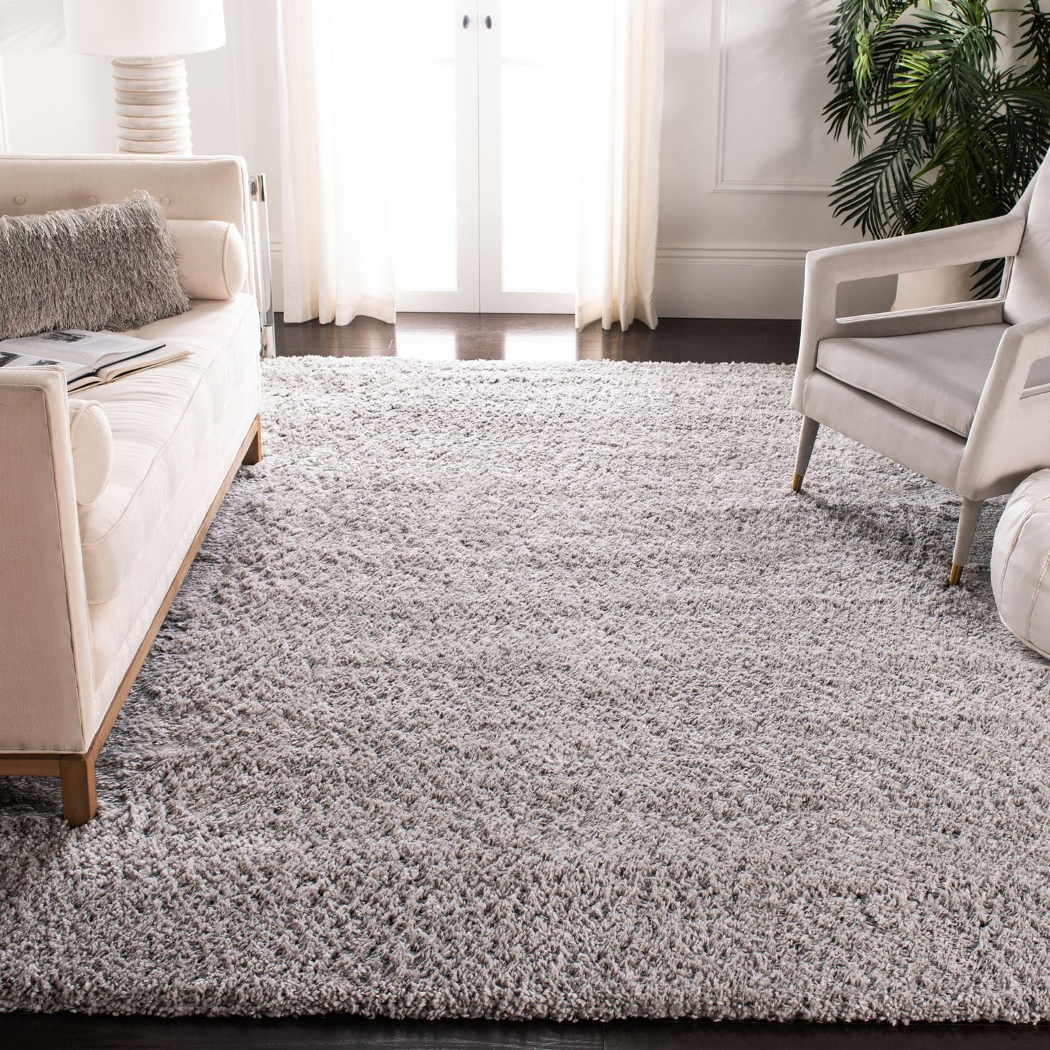 SAFAVIEH Fontana Jamie Solid Plush Shag Area Rug