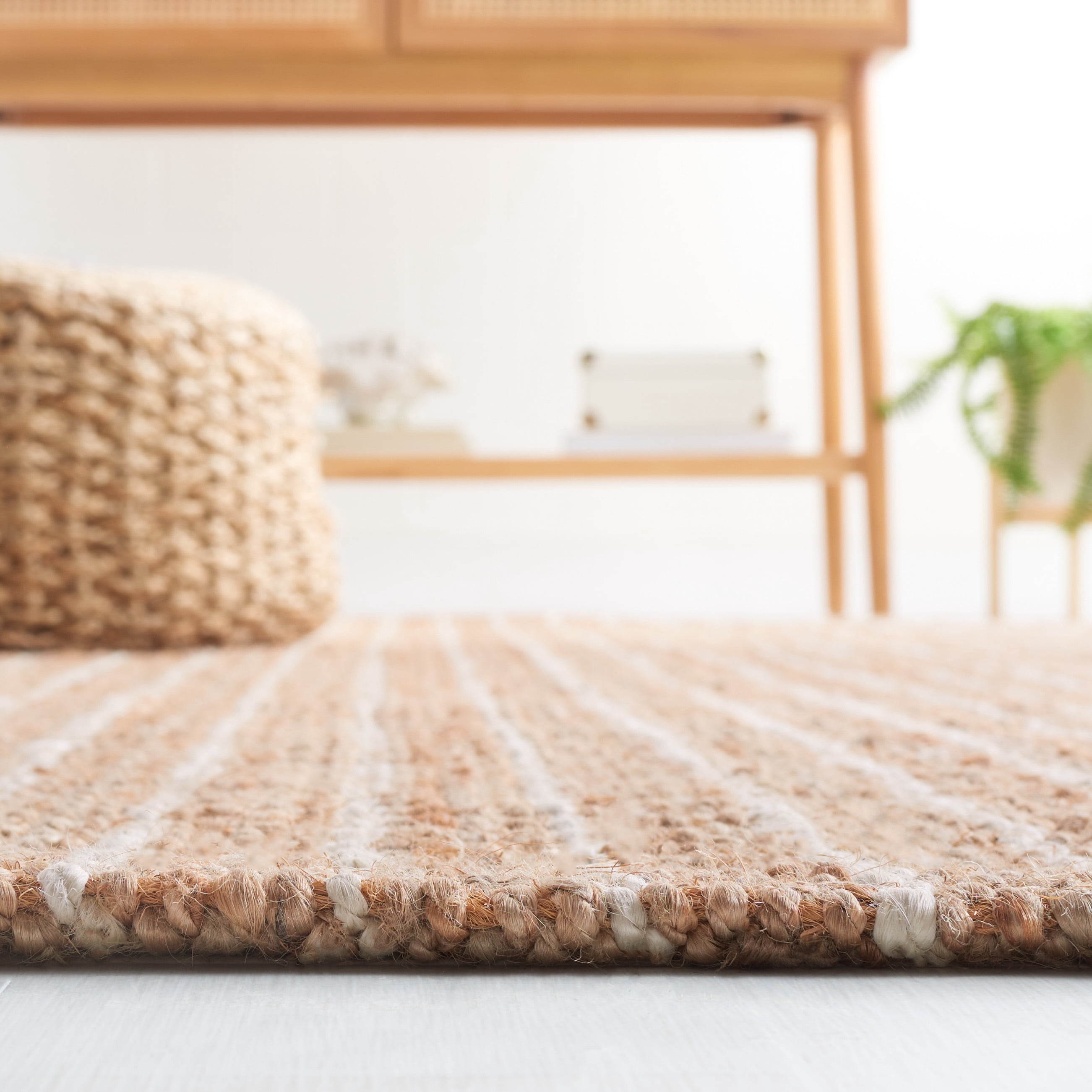 SAFAVIEH Natural Fiber Wilmer Striped Area Rug, Natural/Ivory, 7' x 7' Round