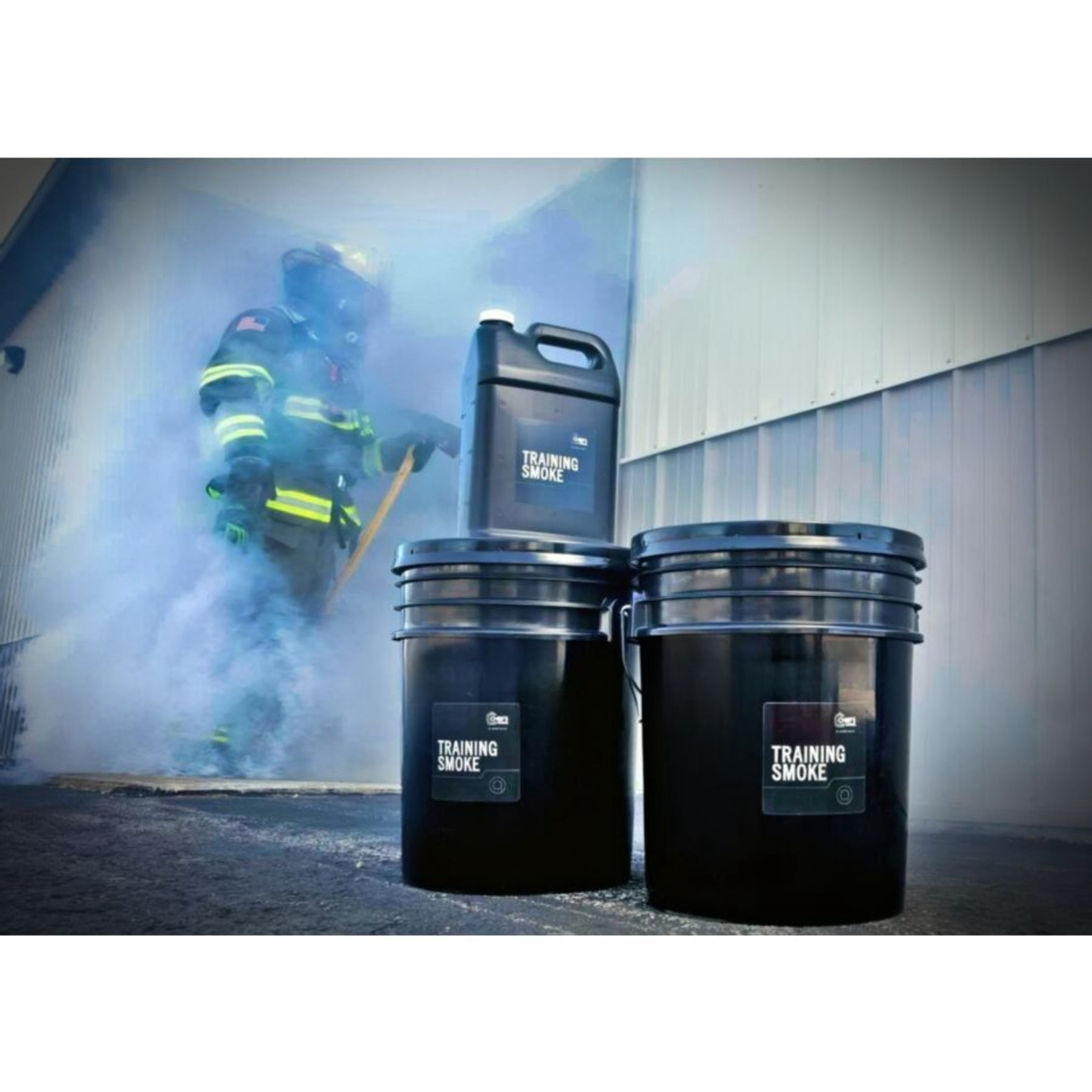 Chief's Choice Training Smoke Simulation Liquid, Long-Lasting Formula, 32 oz Jug