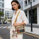 thumbnail image 5 of Bolso transparente de verano con correa ancha, bolso cruzado cuadrado pequeño para estadios, viajes y uso diario, rosa, amarillo, negro, blanco, 5 of 6
