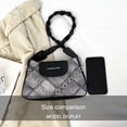 thumbnail image 3 of Qarigey Bolso de hombro moderno y minimalista con exquisita cadena de flores, popular bolso para las axilas Envolturas para manijas de equipaje negro, 3 of 6