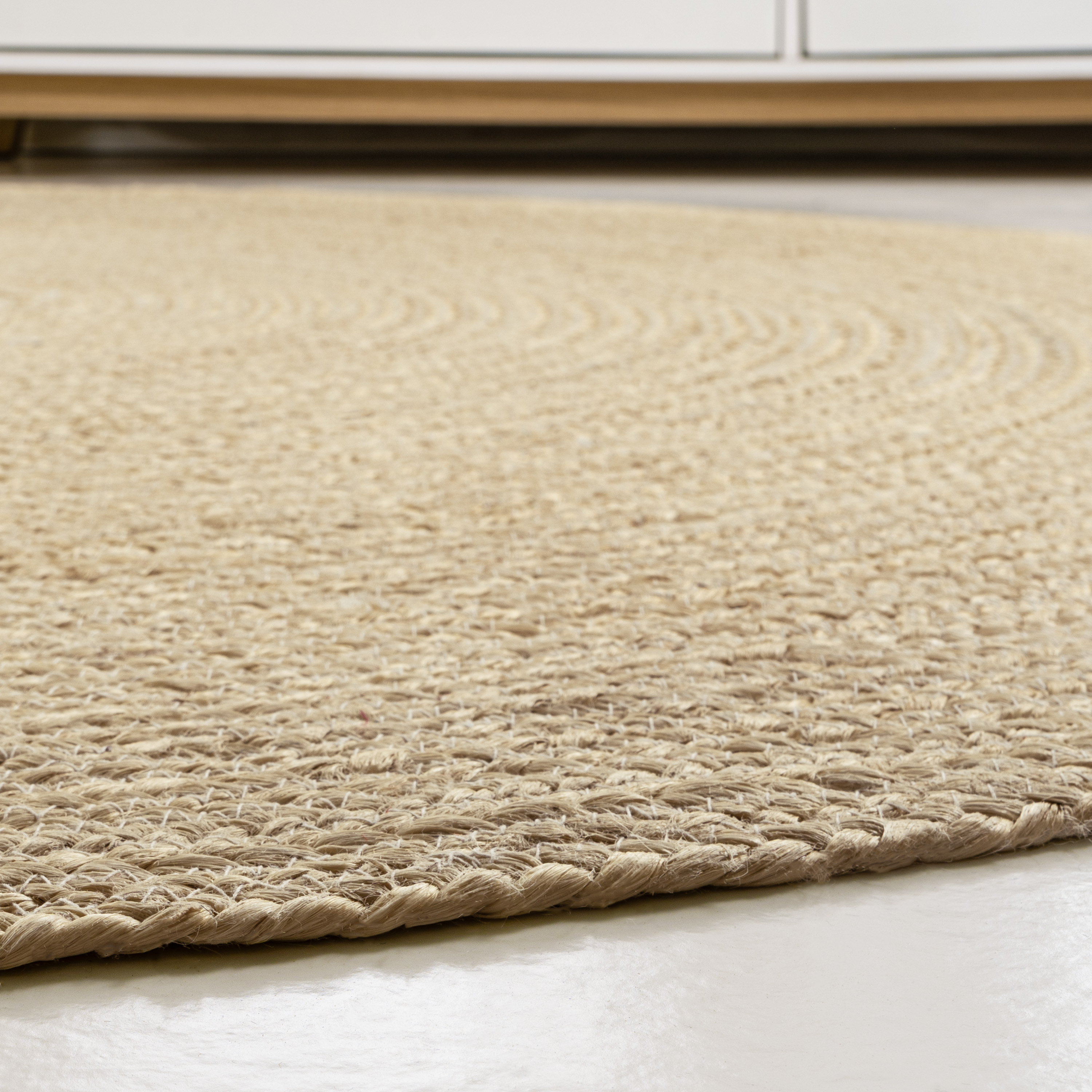 JONATHAN Y ANSA 4' Round Area Rug, Zara Braided Coastal Cottage Jute - Ivory, RNF116E-4R