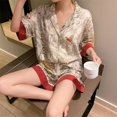 thumbnail image 3 of Conjunto 2 Piezas Mujer Primavera Verano Pijama Manga Corta para Mujer Seda Moda Ropa de Dormir Estampado Flores Pájaro Sexy Satén Conjunto Pijama, 3 of 4