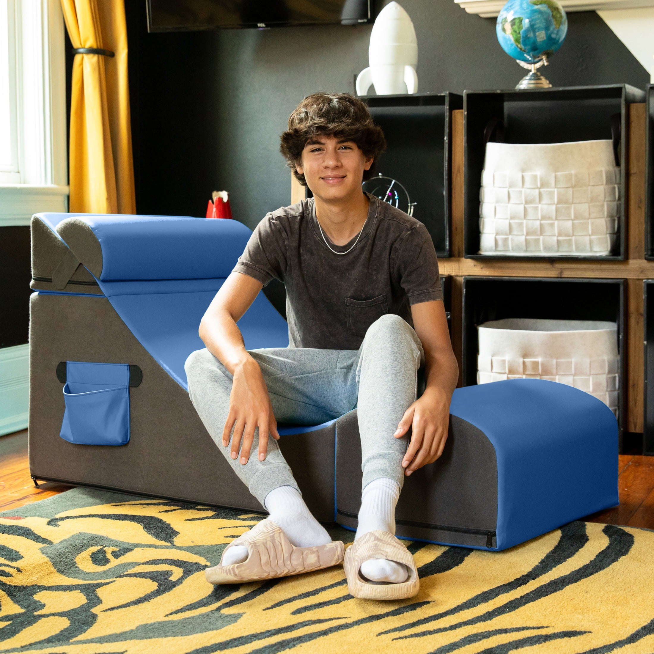 Jaxx Flexx V-Tex Convertible 3 in 1 Gamer Chair, Table, & Ottoman w/ Adjustable Headrest & Pocket - Vinyl Royal Blue