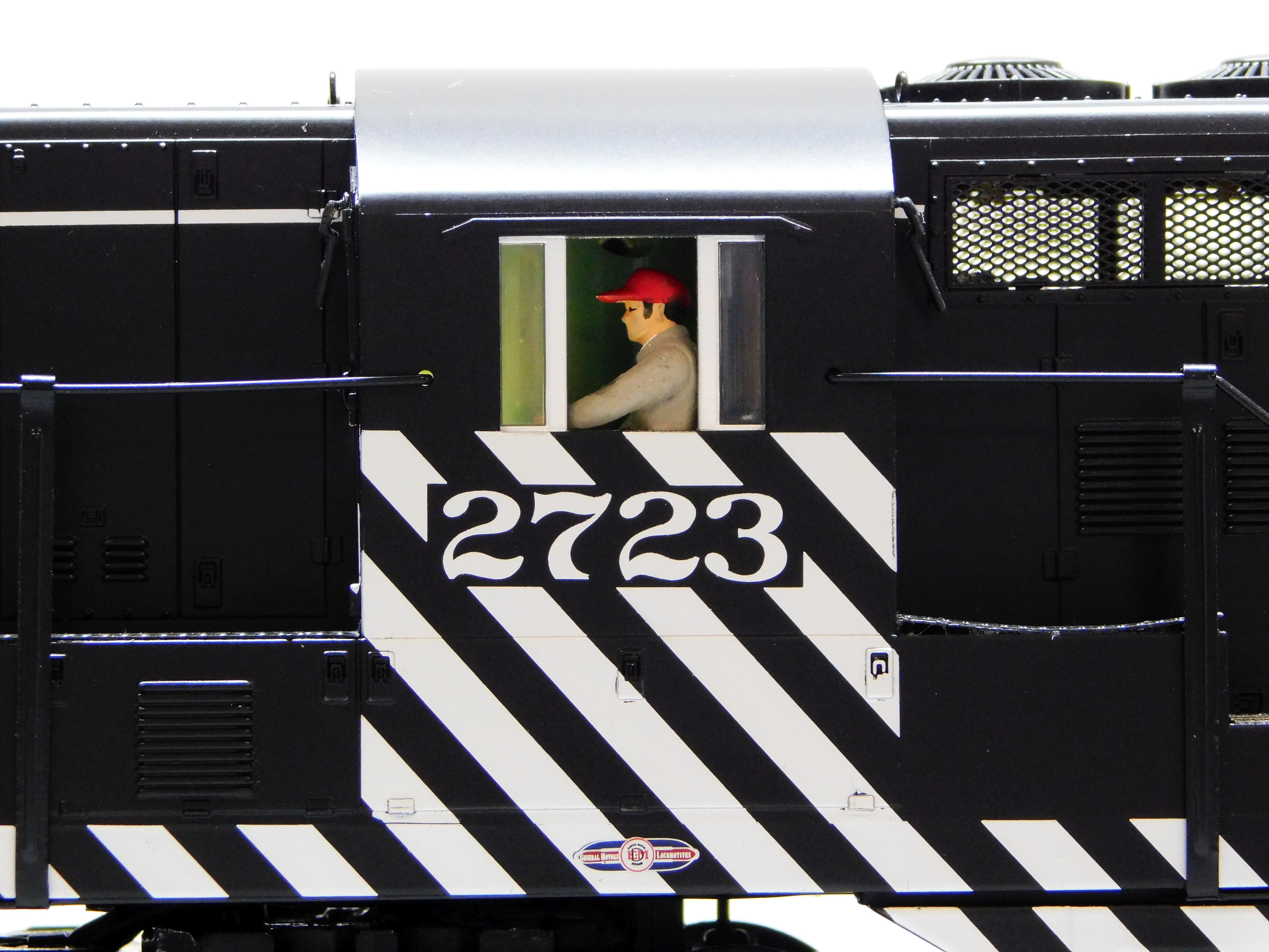 MTH PREMIER SANTA FE GP7 #2723 DIESEL ENGINE W/PROTO 3 O GAUGE TRAIN 20-29055-1