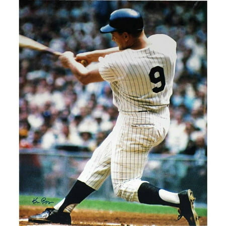 - Ken Regan Signed Roger Maris Swinging Vertical Color 16