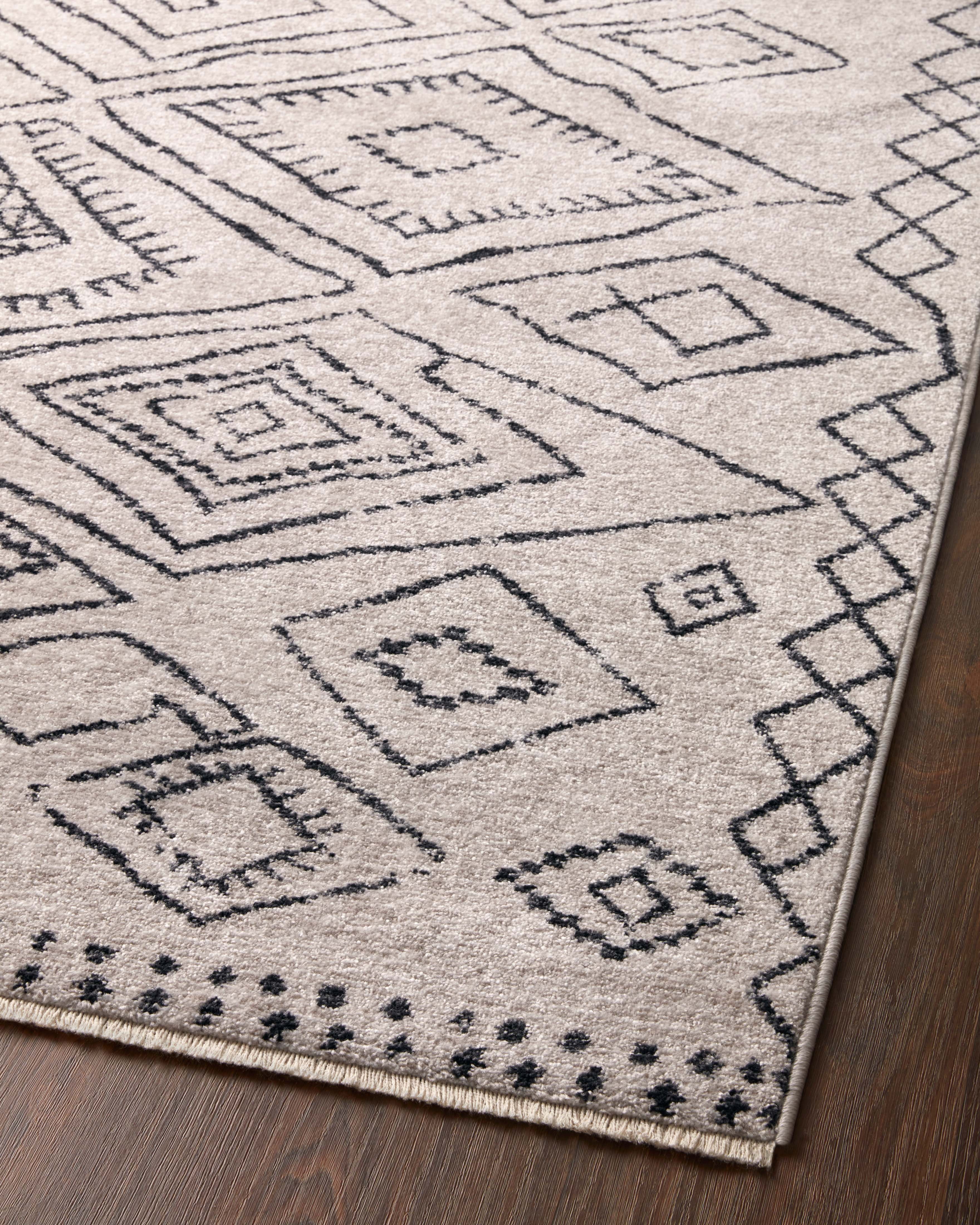 Loloi Vance Dove / Charcoal 2'-3" x 3'-10" Accent Rug