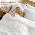 thumbnail image 5 of SONORO KATE Twin Tufted Boho Bedding Comforter Set - 2 Piece Farmhouse Chic Bed in a Bag, All-Season Jacquard Comforter with 2 Pillow Shams, White, 5 of 9