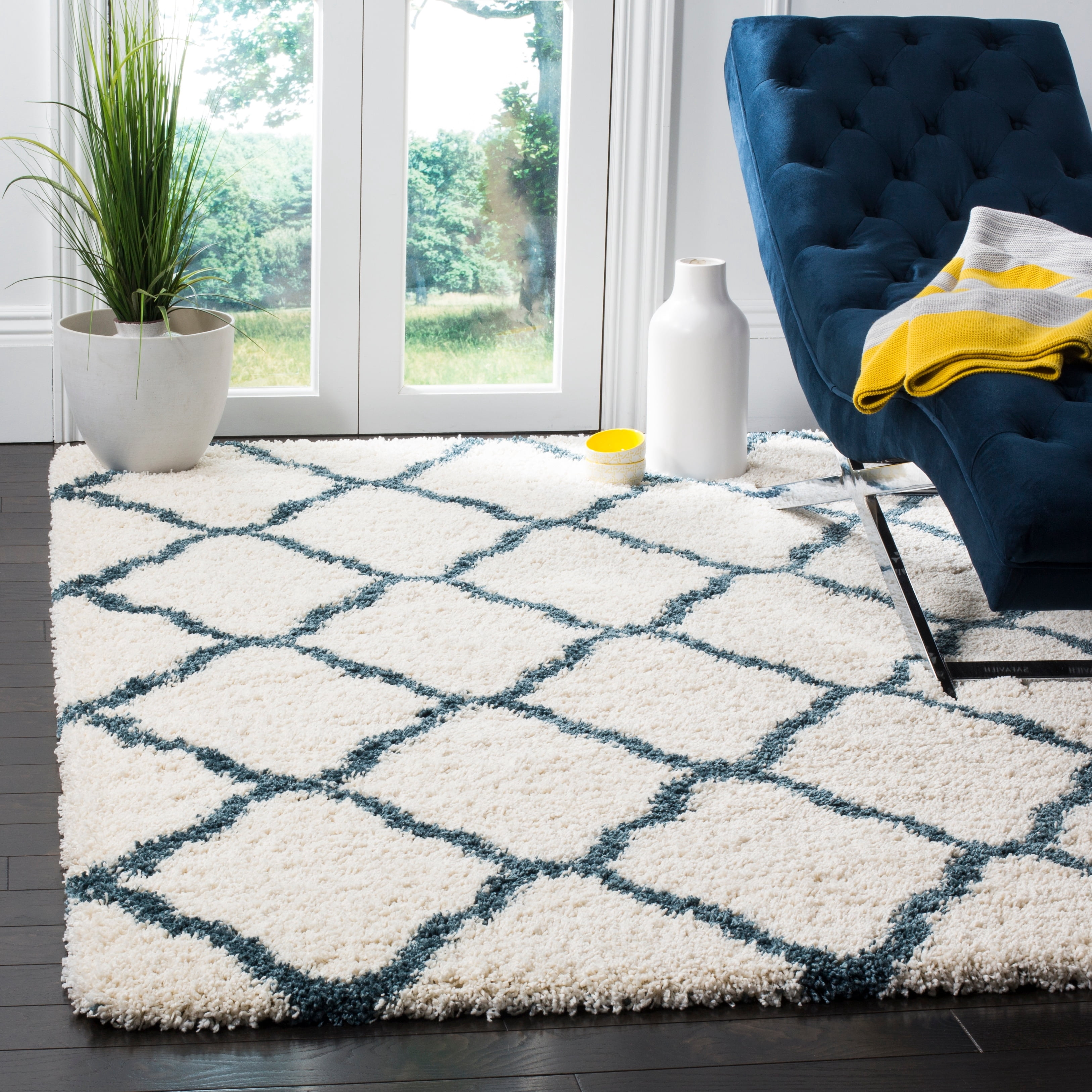 SAFAVIEH Hudson Aline Geometric Shag Area Rug, Grey/Ivory, 6' x 9'