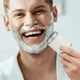 thumbnail image 5 of Cortapelos blanco mini delicado, cortapelos recargable portátil para hombres, se puede colocar en cualquier lugar con la mano disponible, 5 of 6