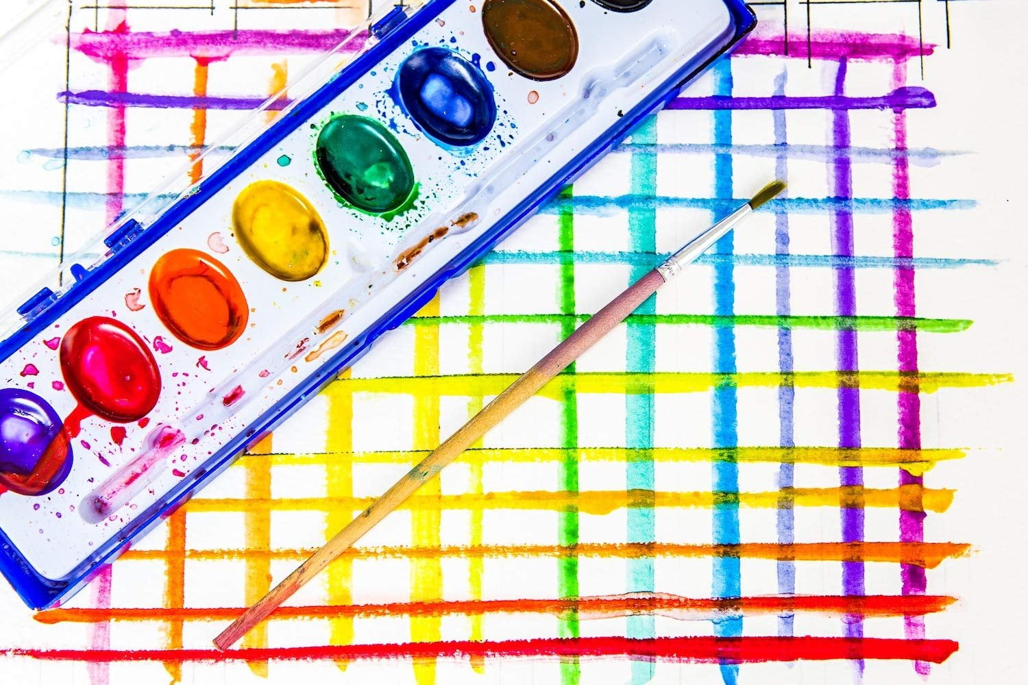 Color Swell 144 Set Bulk Watercolor Paint Pack, 8 Colors, Wood Brushes, Washable