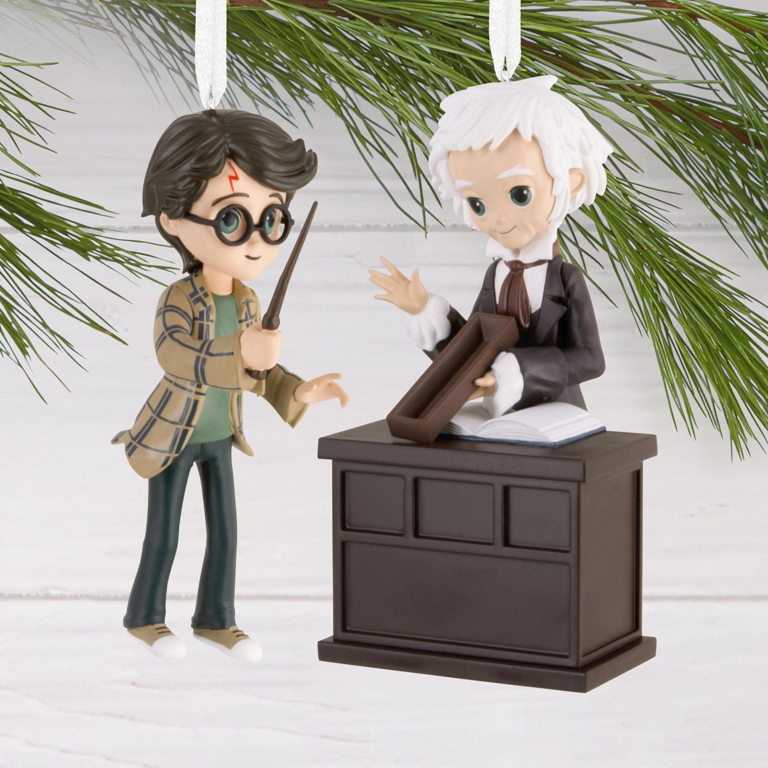 Hallmark Christmas Ornaments (Harry Potter and Ollivander), Set of 2