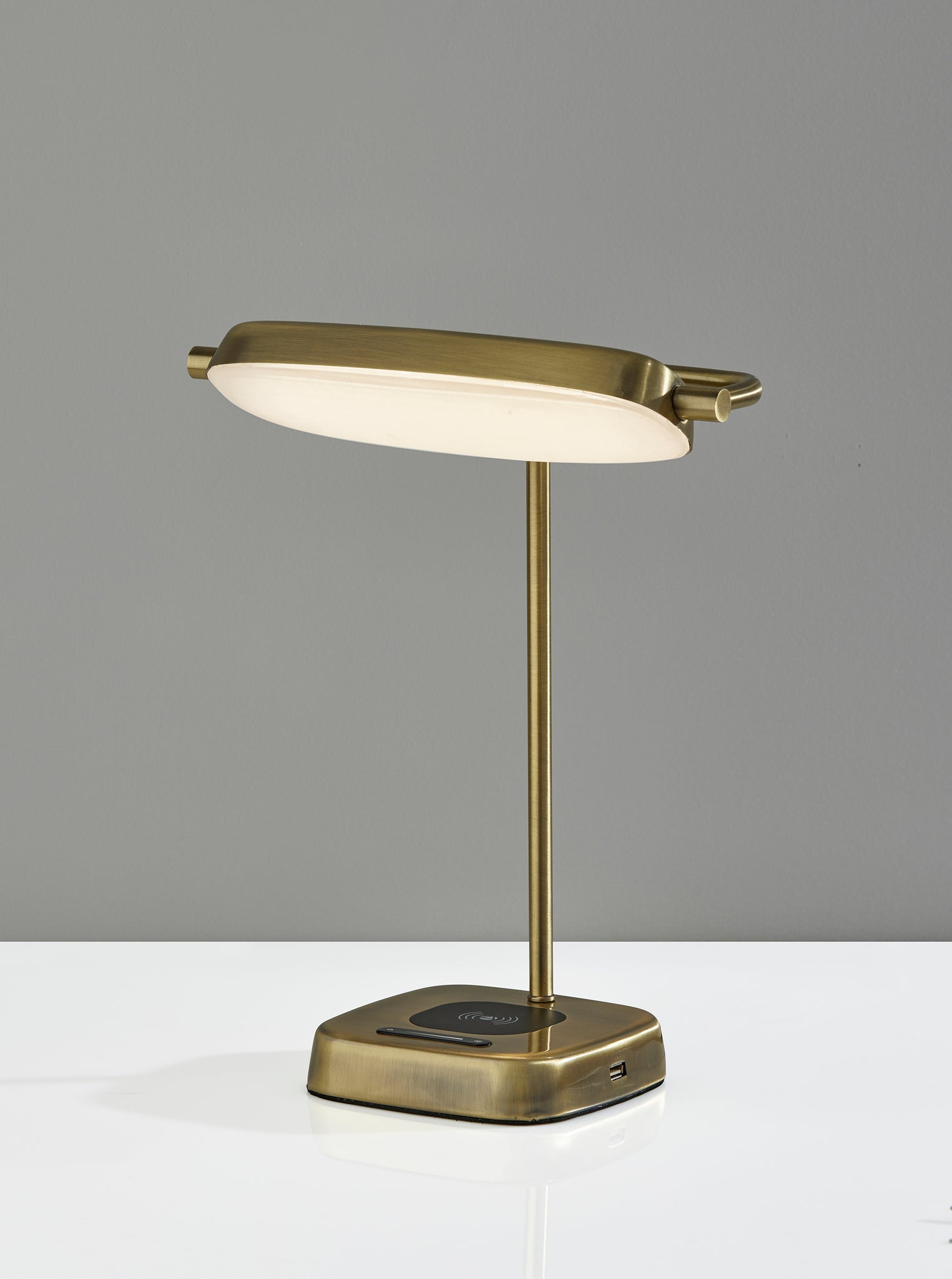 Radley LED AdessoCharge Desk Lamp w. Smart Switch