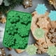 thumbnail image 4 of Utensilios de cocina, moldes de silicona navideños - Moldes de silicona para hornear mousses, pasteles, muffins, cubitos de hielo, gelatina, chocolate, jabón, loción, barra, bola de baño, vela, moldes, 4 of 6