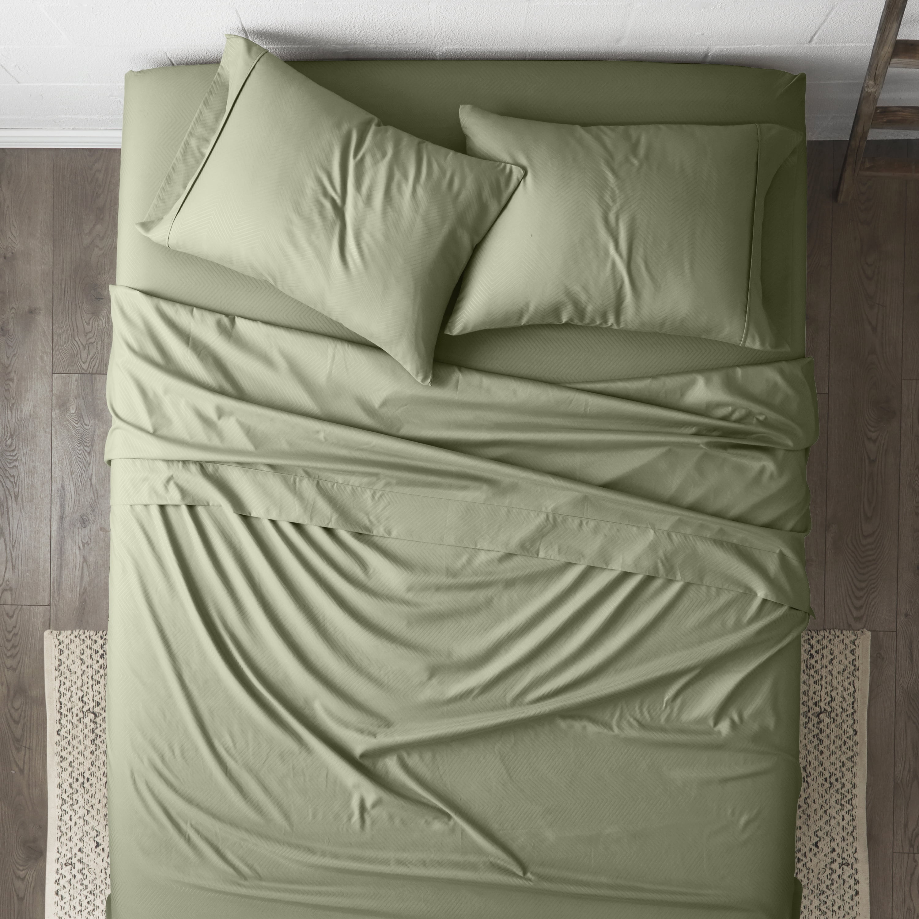 Noble Linens 4 Piece Sage Chevron Embossed Bed Sheet Set, Queen