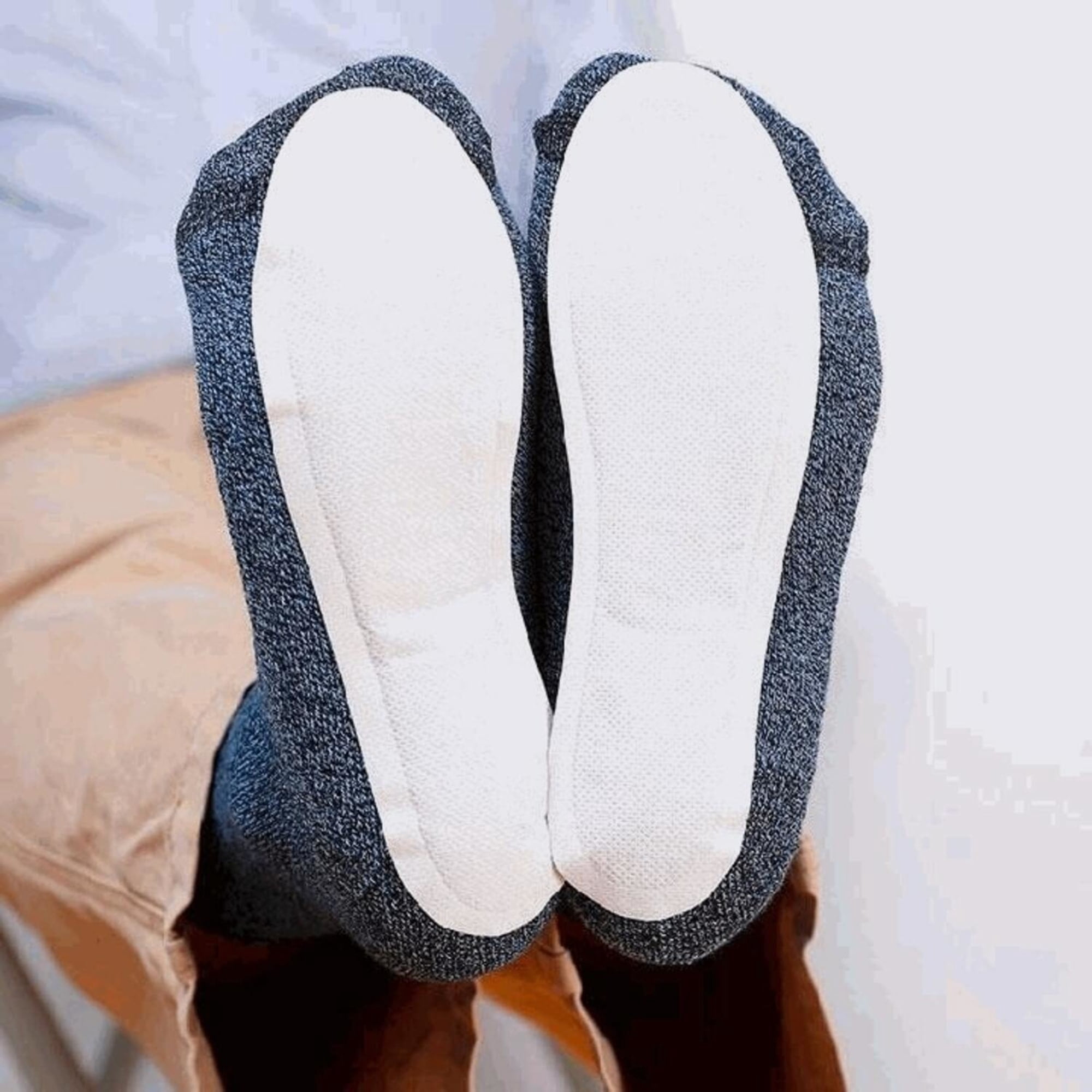 Olympia iHot Single Use Insole Toe Warmer- 16 Units, up to 8 Hours of Long Lasting Heat, Safe for Kids & Adults