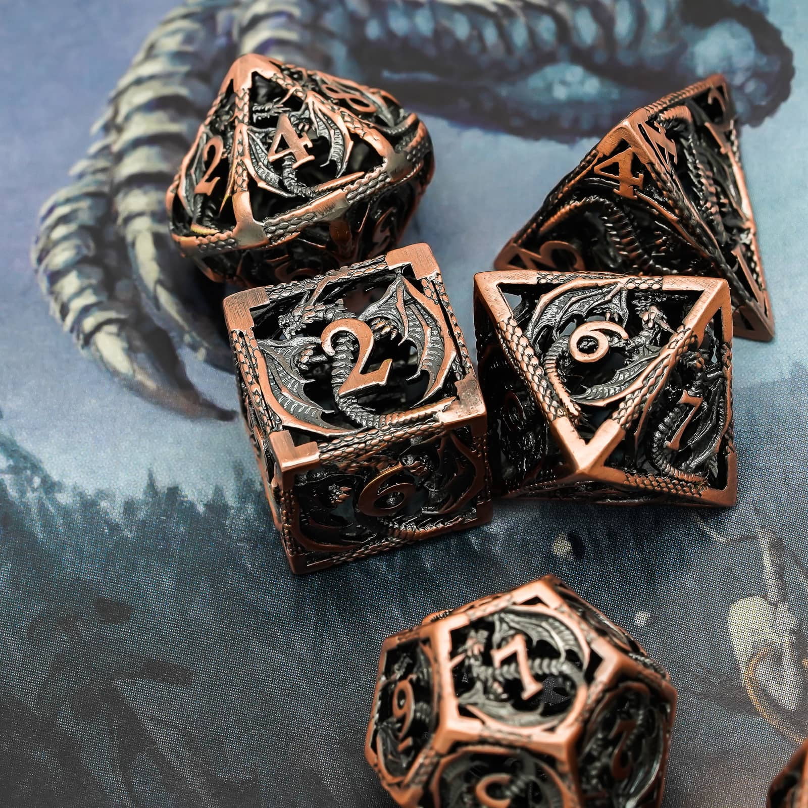 Cusdie Hollow Metal Dice, Flying Dragon D&D Dice, 7 Pcs DND Dice Set, Polyhedral Dice Set, for Role Playing Game MTG Pathfinder