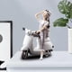 thumbnail image 5 of Estatuilla de chica elegante, escultura artesanal de resina, decorativa de doncella, estatua para arreglo de escritorio, soporte de TV de En motocicleta Soledad Estatua de mesa, 5 of 10