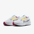 thumbnail image 3 of Nike W Air Zoom Pegasus 40 [DV3854-105] Women Running Shoes White/Deep Royal, 3 of 6