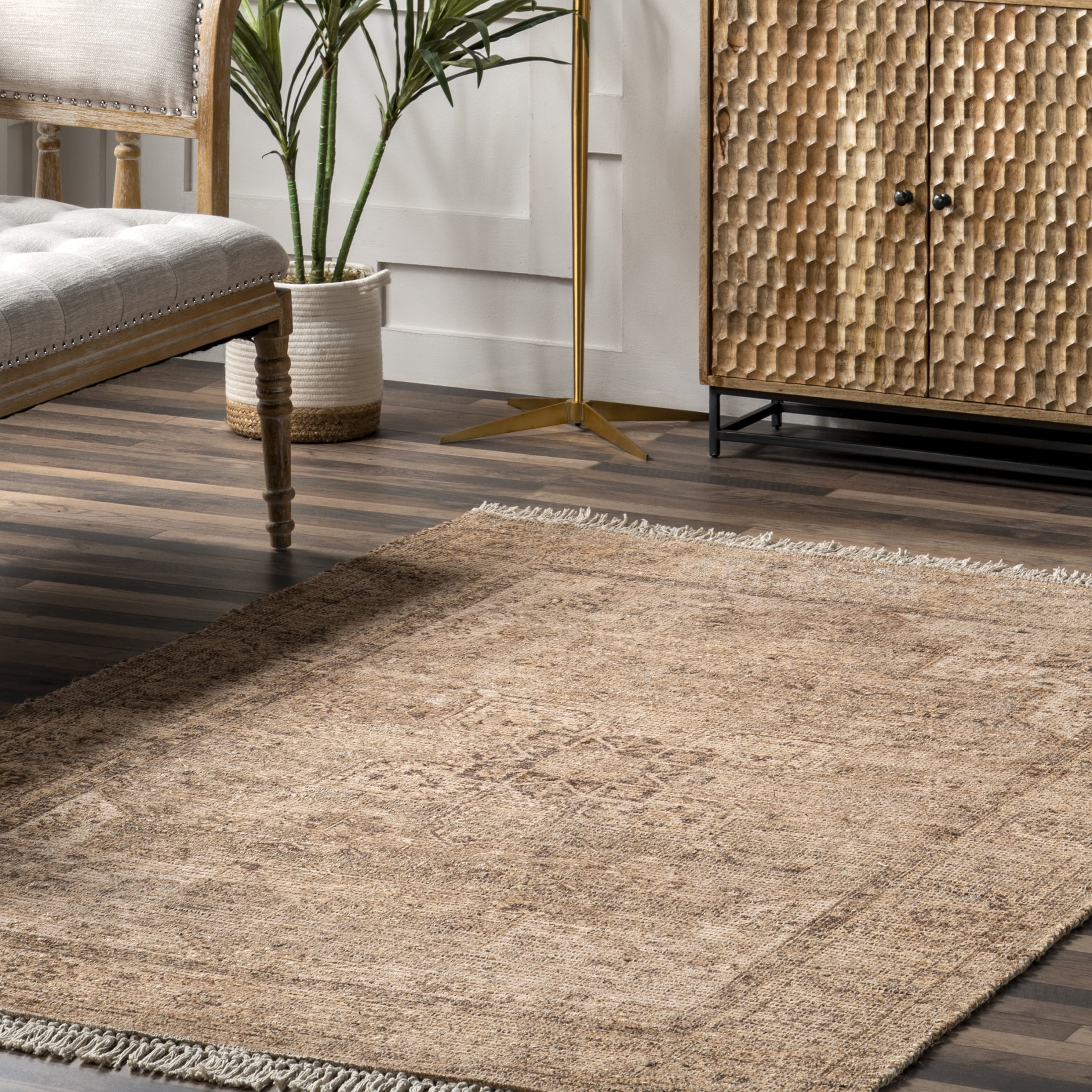 Rugs USA Lennox Persian Medallion Tassel Area Rug, 4' x 6 Rugs USA Lennox Persian Medallion Tassel Area Rug, 4' x 6
