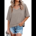 thumbnail image 3 of Camisetas de Verano con Cuello en V para Mujer, Blusas Casuales de Corta, Holgadas y Básicas. Caqui XL, 3 of 9
