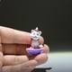 thumbnail image 1 of Disney-figura de acción de Los Aristogatos Marie Cat para niños, figura de acción sentado de 4cm, colección de Anime, modelo de juguete, regalo Gong Bohan LED, 1 of 1