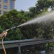 thumbnail image 1 of Rociador de hasta 5.5gpm 400 psi aspersor agrícola jardín riego riegador rociador frutal arma de rayo, 1 of 9